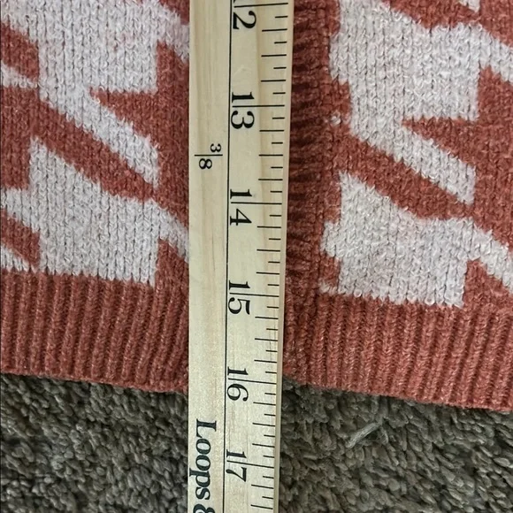 Women's Houndstooth Cardigan Sweater - Rust and Cream - Picture 6 of 7